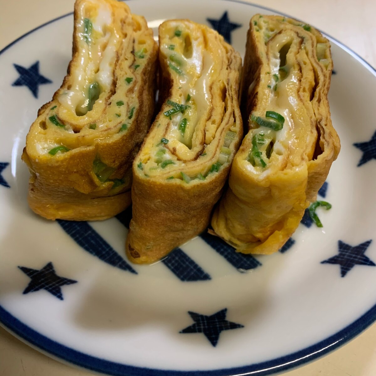 チーズとねぎ入り 卵焼き レシピ 作り方 By ミーコ22 楽天レシピ チーズとねぎ入り 卵焼き レシピ 作り方 By ミーコ22 楽天レシピ